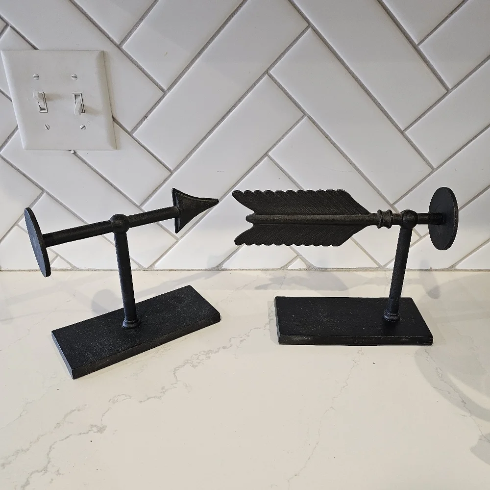 Pottery barn arrow bookends